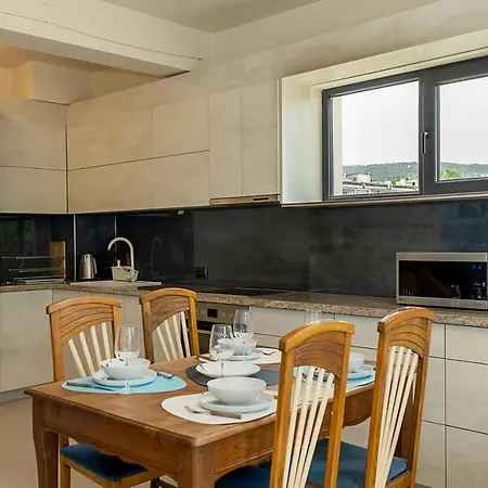 Spacious 2br Near Sea Garden&beach By Flat Manаger Апартаменти