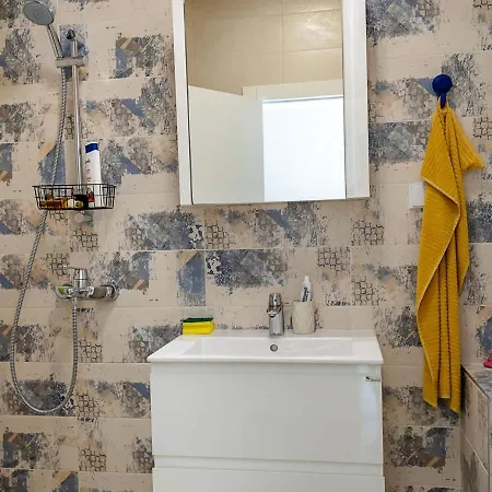 Апартаменти Spacious 2br Near Sea Garden&beach By Flat Manаger
