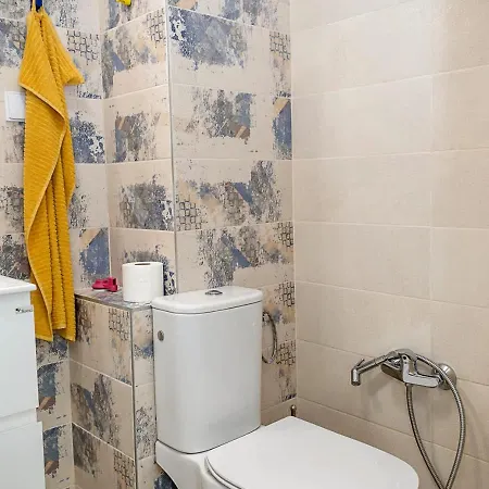Апартаменти Spacious 2br Near Sea Garden&beach By Flat Manаger